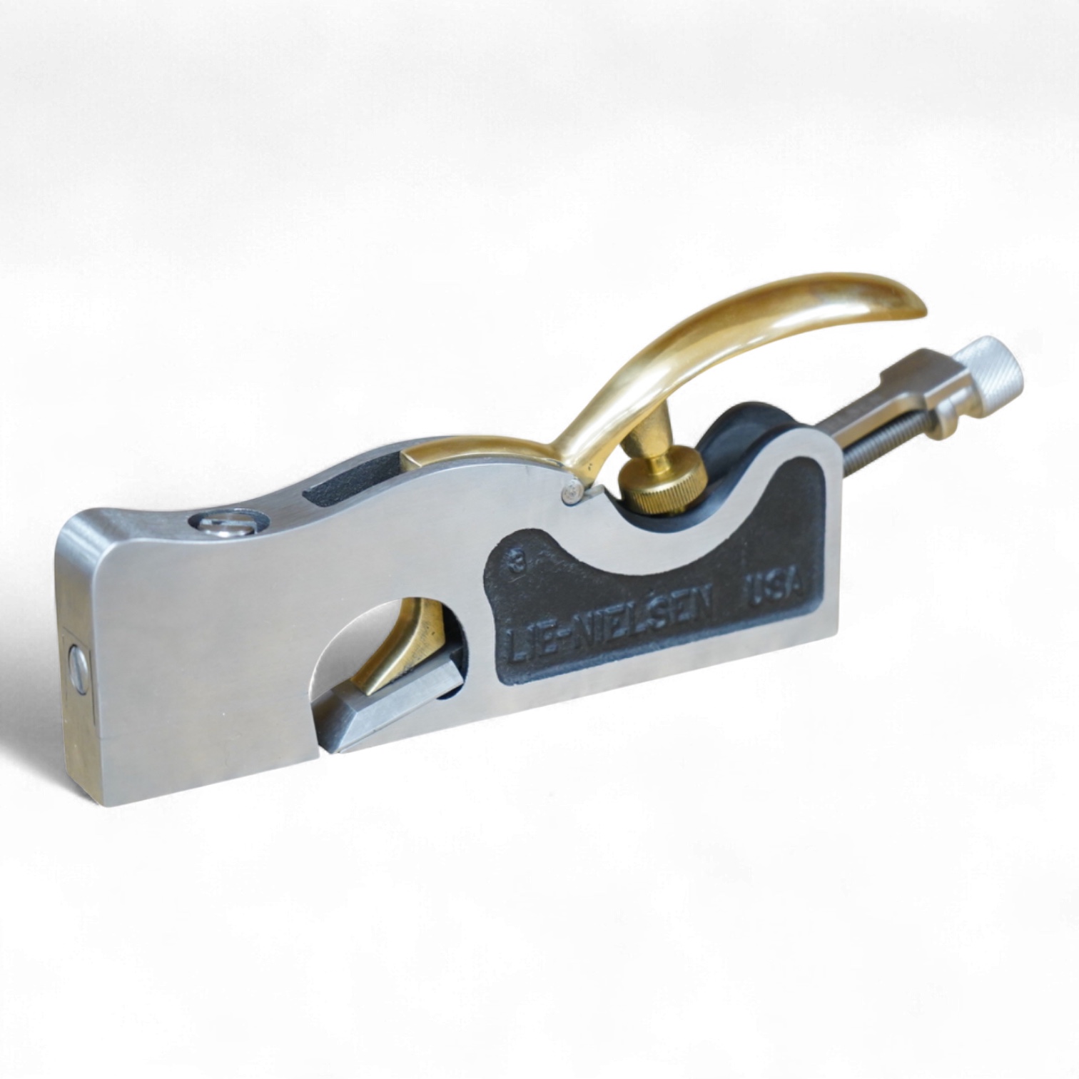 A boxed Lie-Nielsen Toolworks small shoulder plane (L-N 041) with paperwork